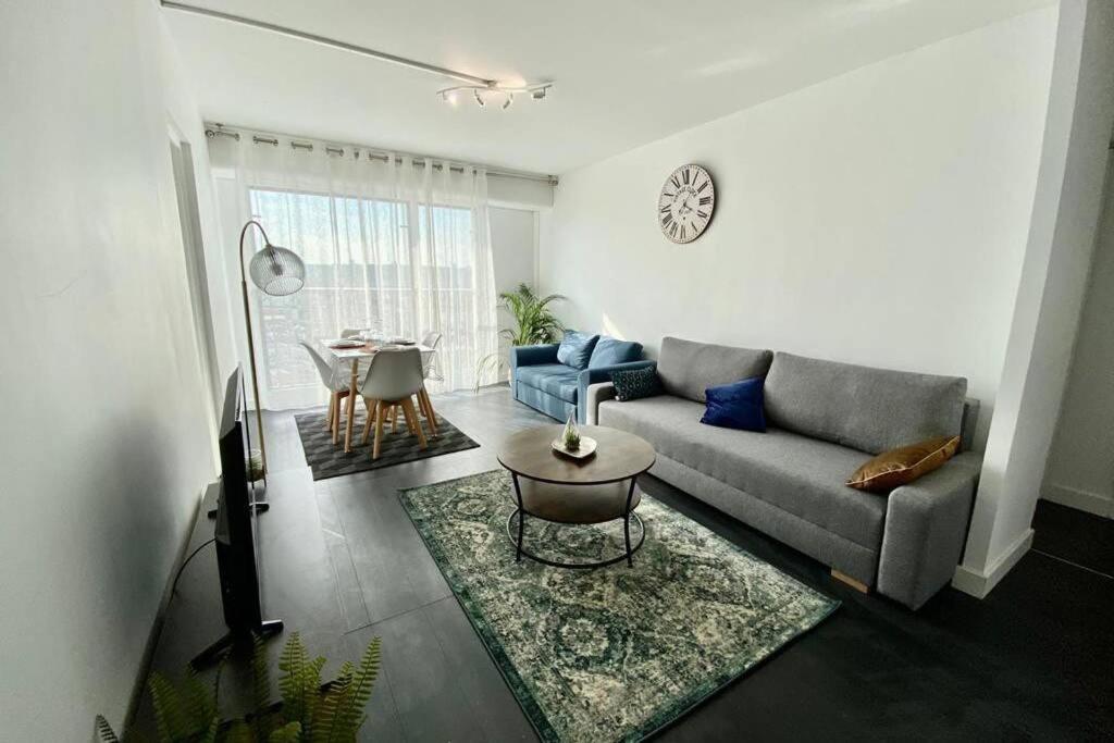 Grand F2 De 47M2 Au 15Eme Etage Dans Une Residence Tres Calme - 017 Rouen Exteriör bild
